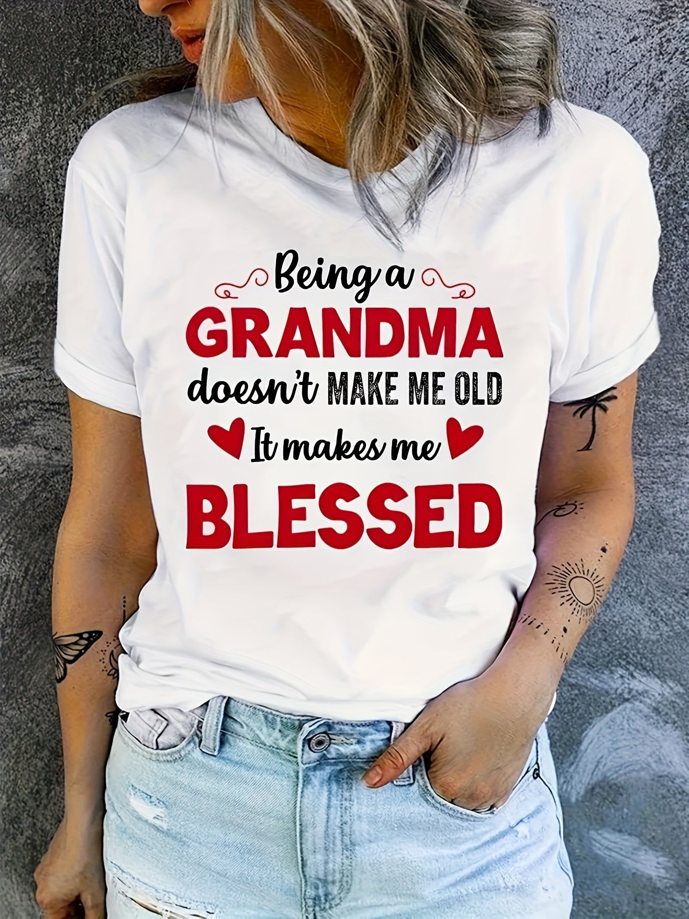 [Comfy Grandma Letter Print Tee] Women's Chic Letter Print Tee Being a Grandma - Comfy, Casual Short Sleeve Crew Neck T-shirt for Everyday Wear & Stylish Layering