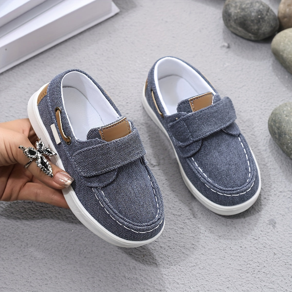 Boys' Non-Slip Soft-Soled Low-Top Canvas Shoes