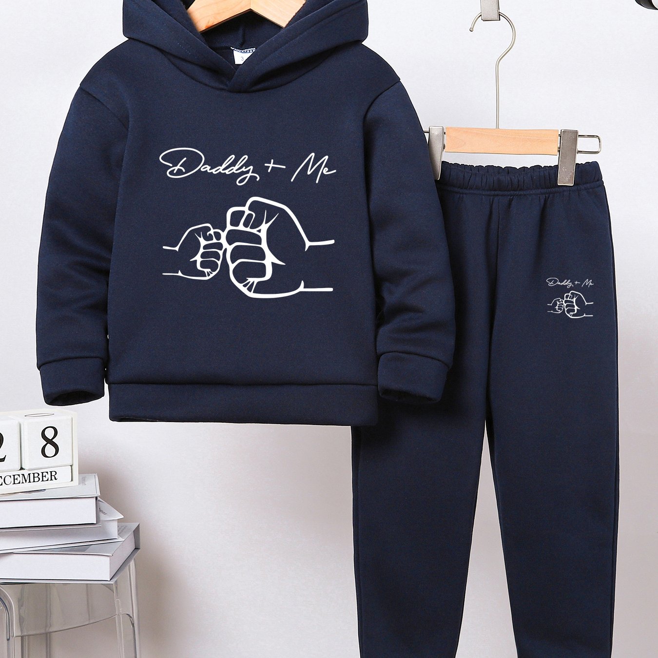 New Thick Daddy+Me Pattern Two-Piece Set for Boys, Long-Sleeved Hoodie and Trousers for Medium and Small Children, Autumn and Winter Children's Suit