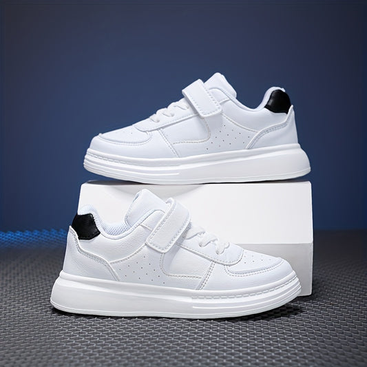 Boys' Casual Sports Shoes, New Summer Outdoor Trendy Styles in Three Colors, Featuring Convenient for School Performances, Available in Black And White for Kids Aged 28-40.