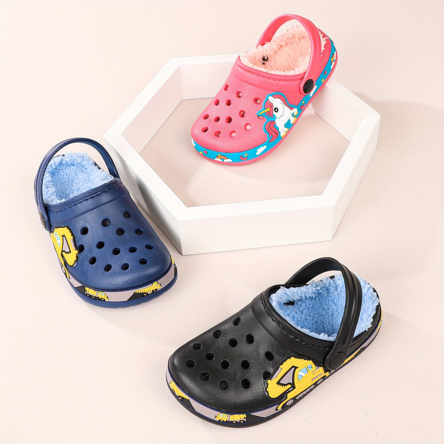 Casual Cute Cartoon Warm And Soft Clogs For Boys And Girls, Non Slip Fleece Lined Soft Bottom Slippers For Indoor Outdoor, Autumn And Winter