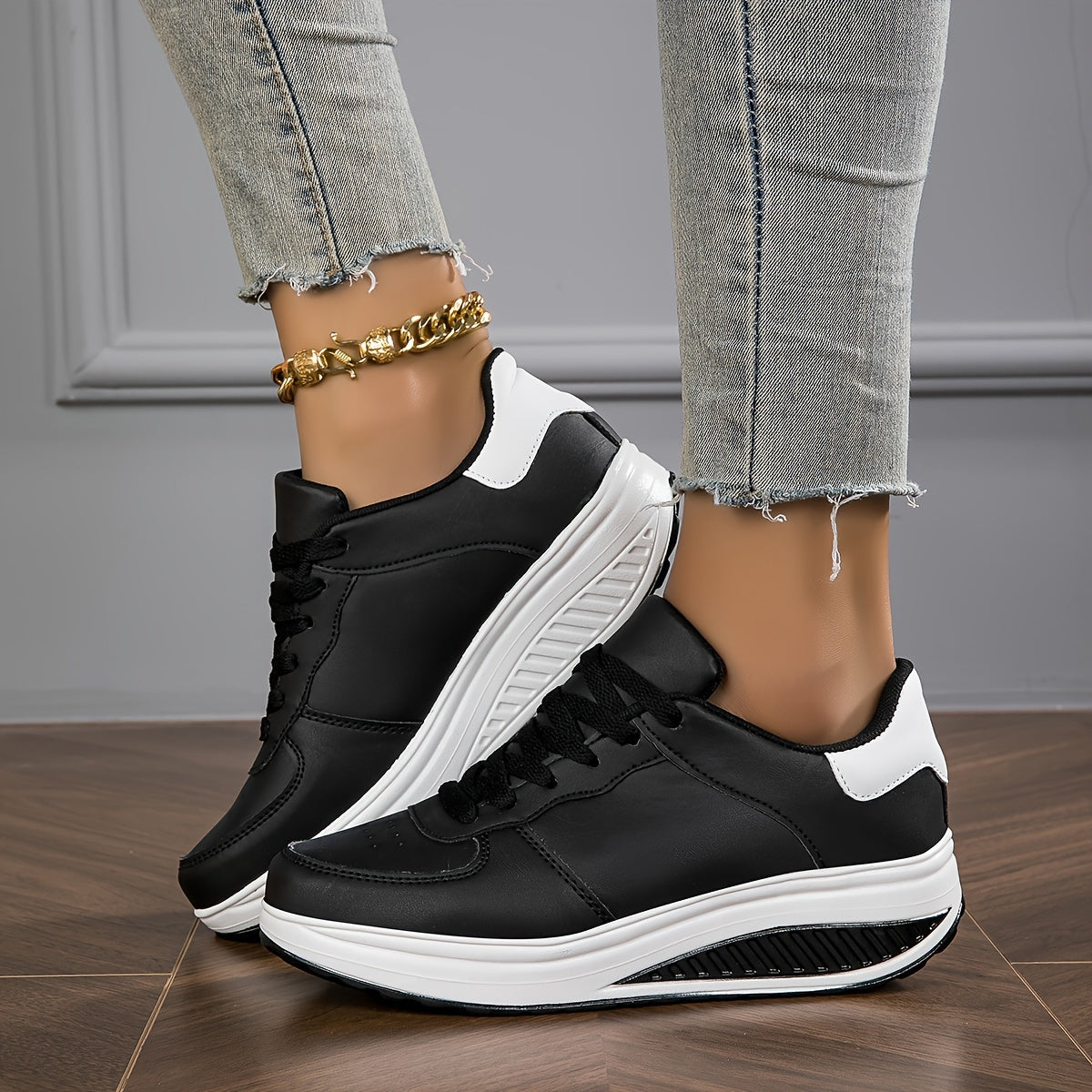 Lightweight Comfortable Women's Fashion Sneakers - Casual Versatile Platform Shoes - Breathable Athletic Footwear with Fabric Lining and Lace-Up Closure, MD Sole Material, Low Top, Solid Color, Regular Toe