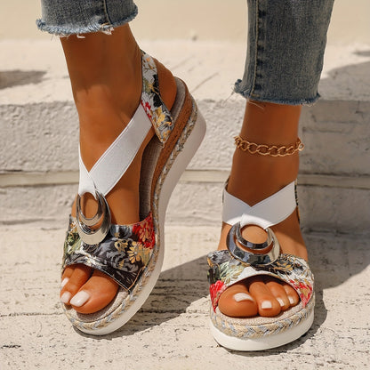 Summer New Solid Color Platform Mid Heel Sandals for Beach - Ladies' Open Toe - Fabric Upper, Synthetic Inner, PU Sole, Fabric Insole, Pull on Closure