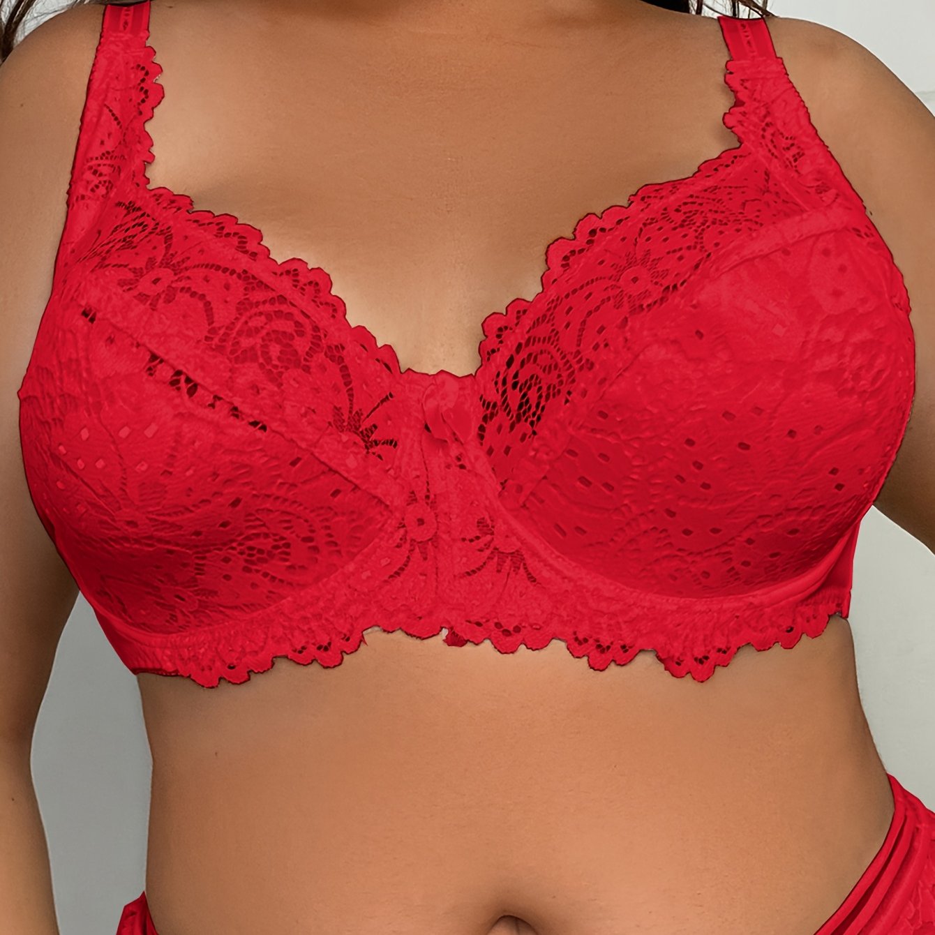 Ultra-Thin Luxe Lift Plus Size Sexy Lace Bra - Comfort E Cups & Underwire Support, Hollow-Out Design