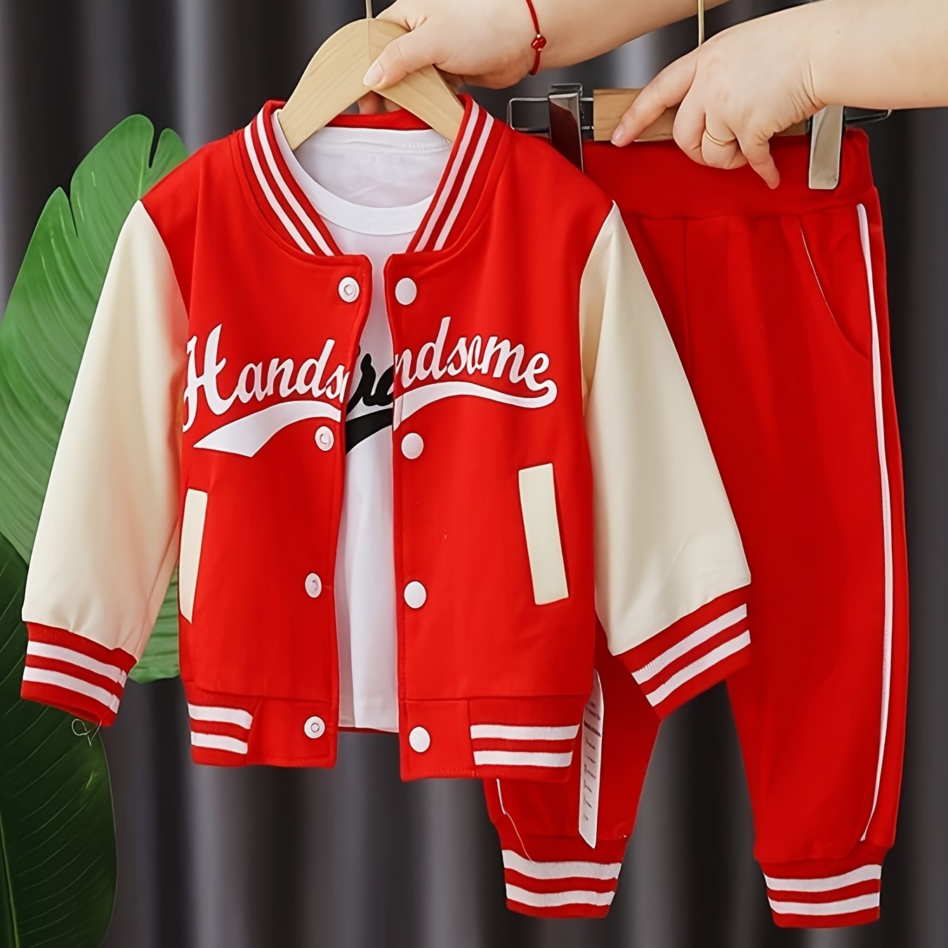 Spring and Autumn Boys' New Baseball Neck Letter Printing Casual Fashion Long Sleeve Three Piece Set