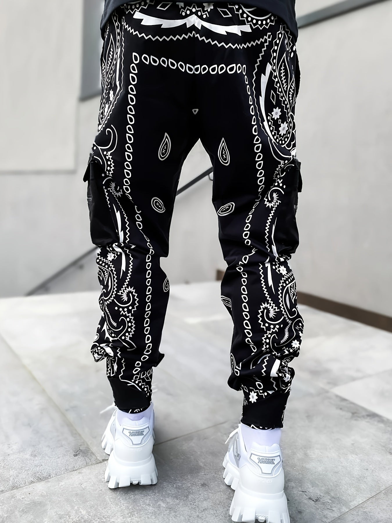 [Multi Pocket Paisley Joggers] Men's Paisley Pattern Multi Pocket Joggers, Casual Sports Pants For Fitness