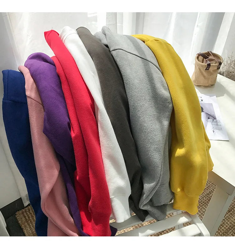 Woman Solid Color O-Neck Sweatshirt Casual Loose Fit Hoodie Harajuku Aesthetic Streetwear Velvet Pullover White Tops Korean Pop