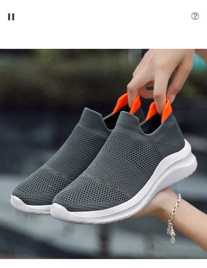 Vulcanized Shoes Women Men Sneakers Slip on Casual Shoes Men Loafers 2024 New Walking Zapatillas Hombre Plus Couple Footwear