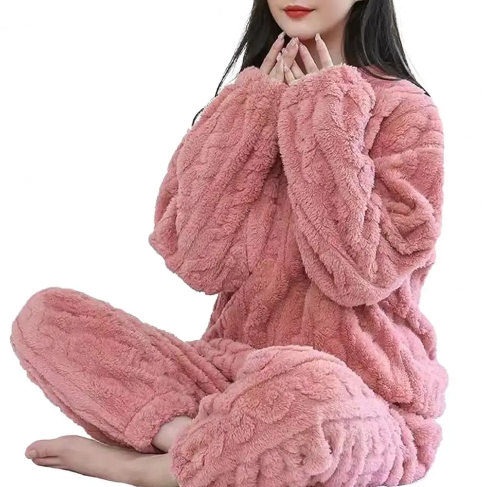 1 Set Winter Women Pajamas Warm Plush 2-Piece Sleepwear Set Stylish Solid Color Elastic High Waist Pullover Pajama Suit