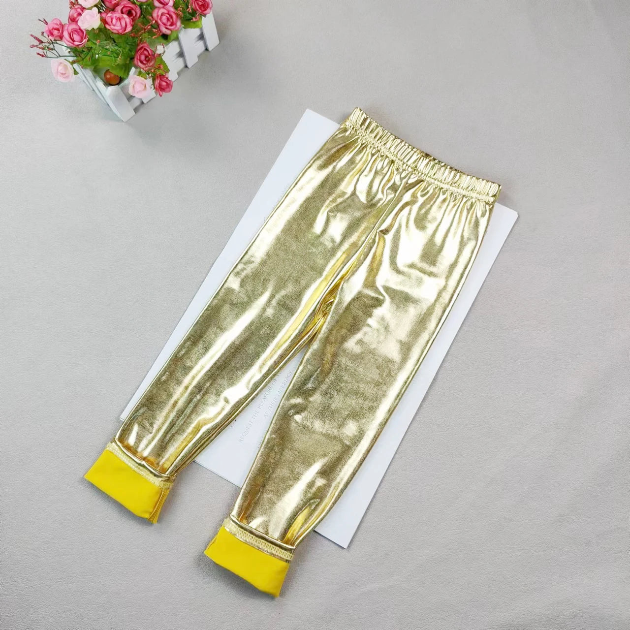 Girls' Gold leggings Children's Yoga Pants Elastic And Shiny Running Dance Tight Pants Suitable For Teenagers' School Exercise