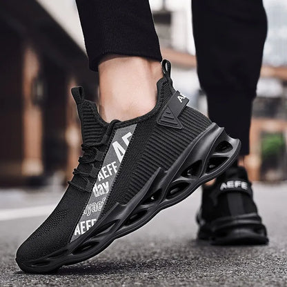 Men Shoes Lightweight Sneakers White Outdoor Breathable Mesh Black Casual Shoes For Men Athletic Jogging Tennis Shoes