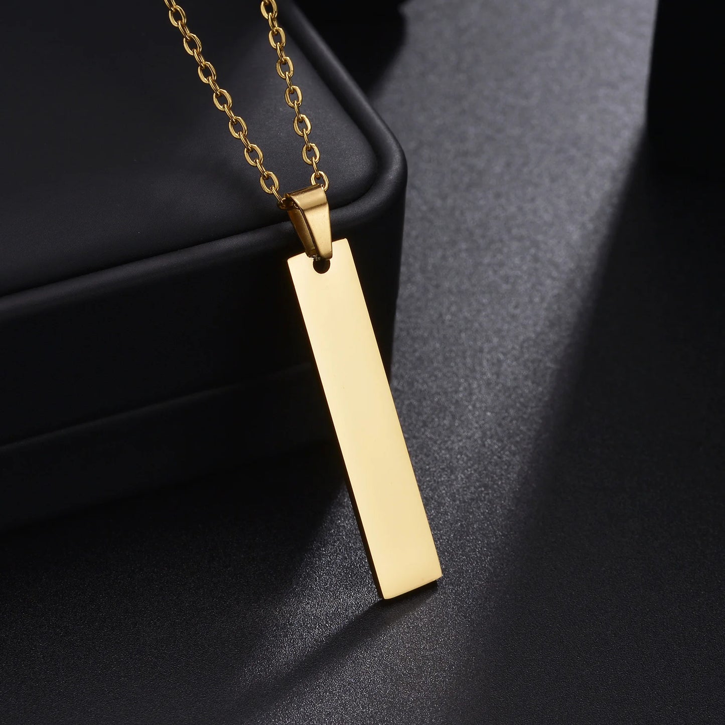 Atoztide Personalized Engrave Name Necklace Stainless Steel for Women Men Rectangle Link Chain Square Pendant Jewelry Gift