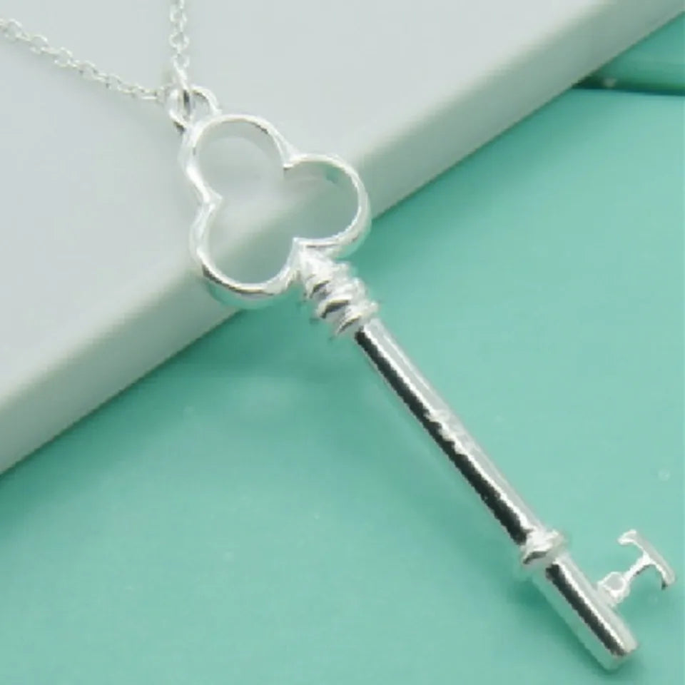 925 Sterling Silver Crystal Heart Round Key Pendant Necklace For Women Wedding Jewelry Silver Color Fashion Jewelry Gift