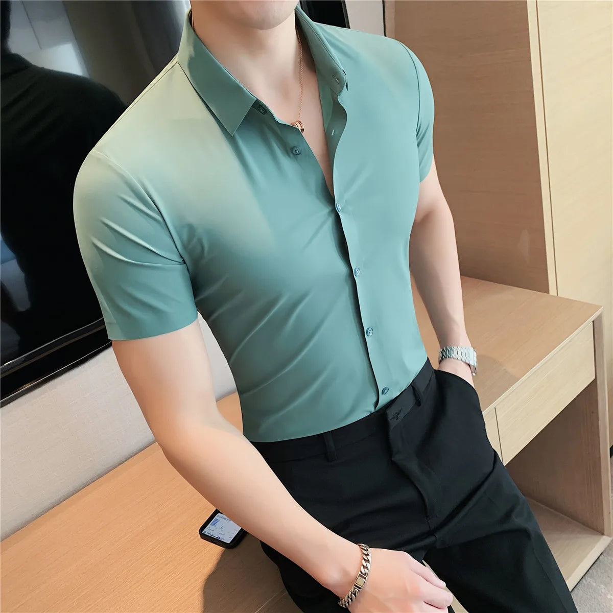 6colors High Quality New Solid High Elasticity Seamless Short Sleeve Shirts Men Slim Social Casual Business Formal Dress Shirt