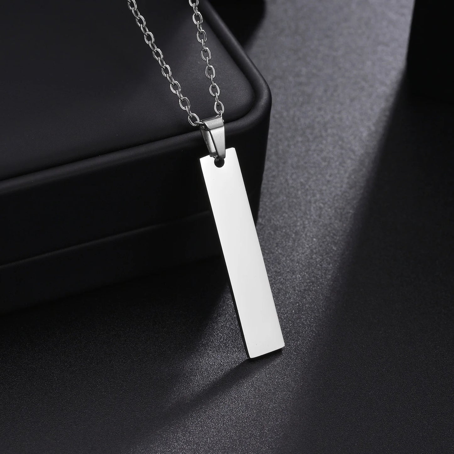 Atoztide Personalized Engrave Name Necklace Stainless Steel for Women Men Rectangle Link Chain Square Pendant Jewelry Gift