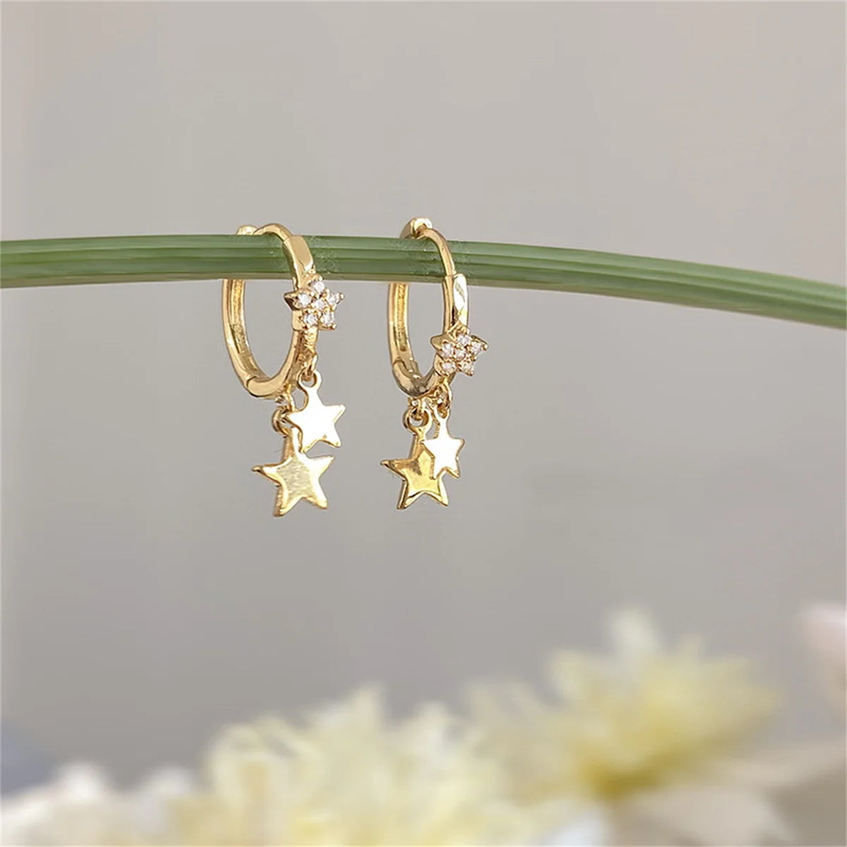 Fashion Exquisite Shining Zircon Star Drop Earrings For Women Gold Color Spiral Long Tassel Pearl Chain Earrings Wedding Jewelry