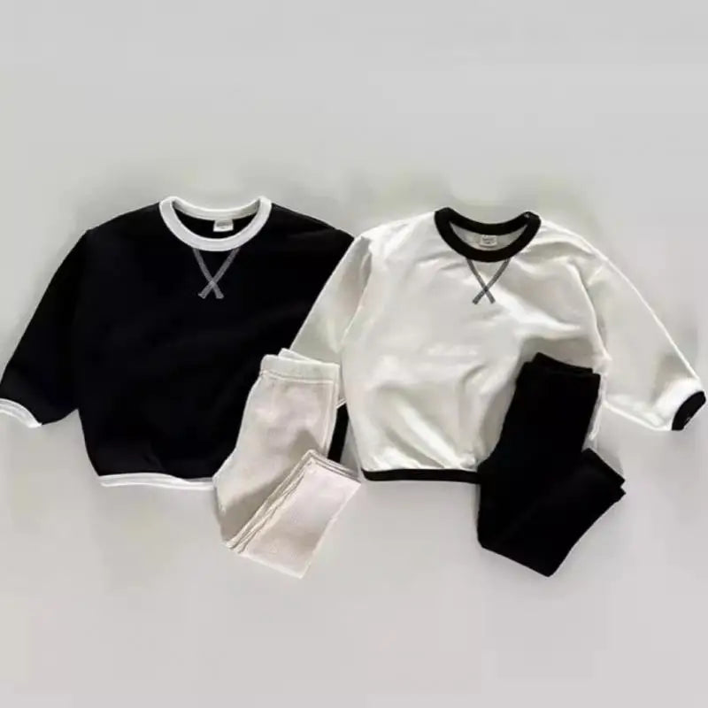 2025 Autumn New Baby Long Sleeve T Shirts Solid Infant Boy Versatile Casual Tops Toddler Girl Cotton Sweatshirt Children Clothes