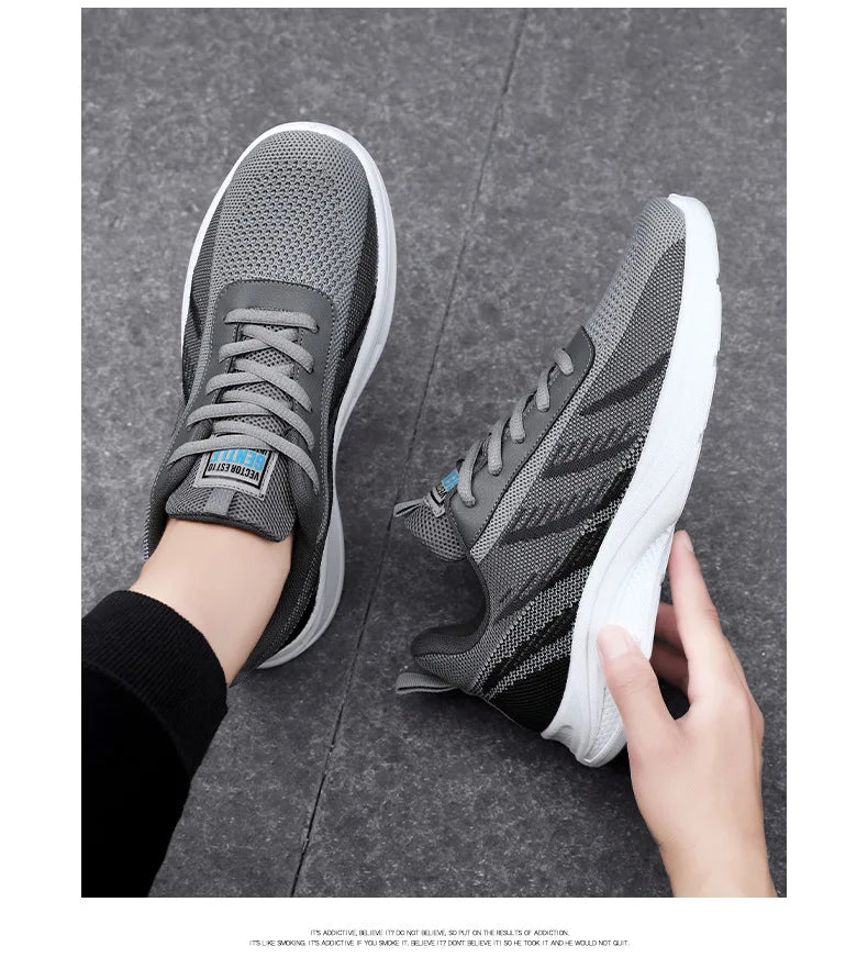 Men's Spring New Casual Running Shoes Sports Tennis Shoes Soft-soled Ultra-light Student Delivery Shoes