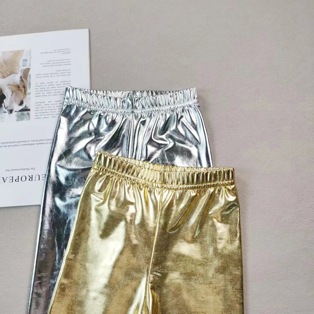 Girls' Gold leggings Children's Yoga Pants Elastic And Shiny Running Dance Tight Pants Suitable For Teenagers' School Exercise