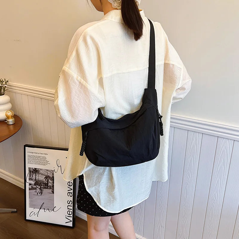 New Casual Dumpling Bag, Fashionable Large-capacity Shoulder Messenger Bag for Men and Women, Multi-pocket Nylon Bag