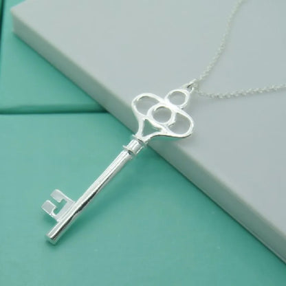 925 Sterling Silver Crystal Heart Round Key Pendant Necklace For Women Wedding Jewelry Silver Color Fashion Jewelry Gift