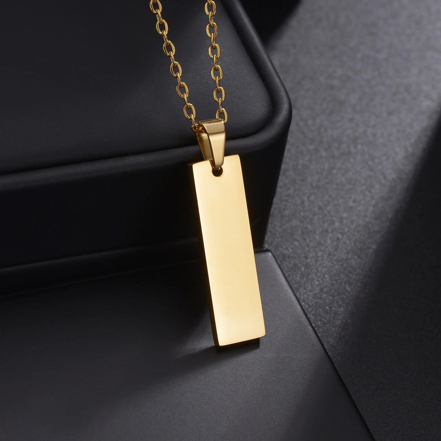 Atoztide Personalized Engrave Name Necklace Stainless Steel for Women Men Rectangle Link Chain Square Pendant Jewelry Gift