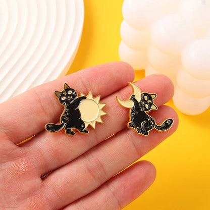 Black Cat Enamel Pin Custom Animal Star Moon Brooches Lapel Badge Bag Cartoon Reading Jewelry Gift for Friends Custom Wholesale