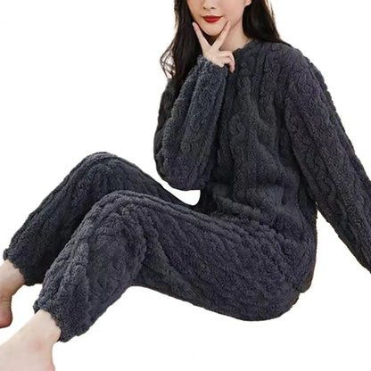 1 Set Winter Women Pajamas Warm Plush 2-Piece Sleepwear Set Stylish Solid Color Elastic High Waist Pullover Pajama Suit