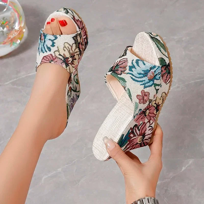 Sandalias de tacón para mujer, zapatos elegantes con plataforma y cuña de diseñador, de lujo, cómodos, a la moda, para verano