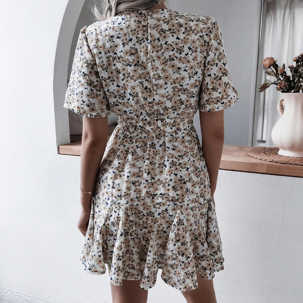 Summer 2024 new style women floral dress bubble sleeve French retro V-neck high-end chic design A-line skirt girls short dress