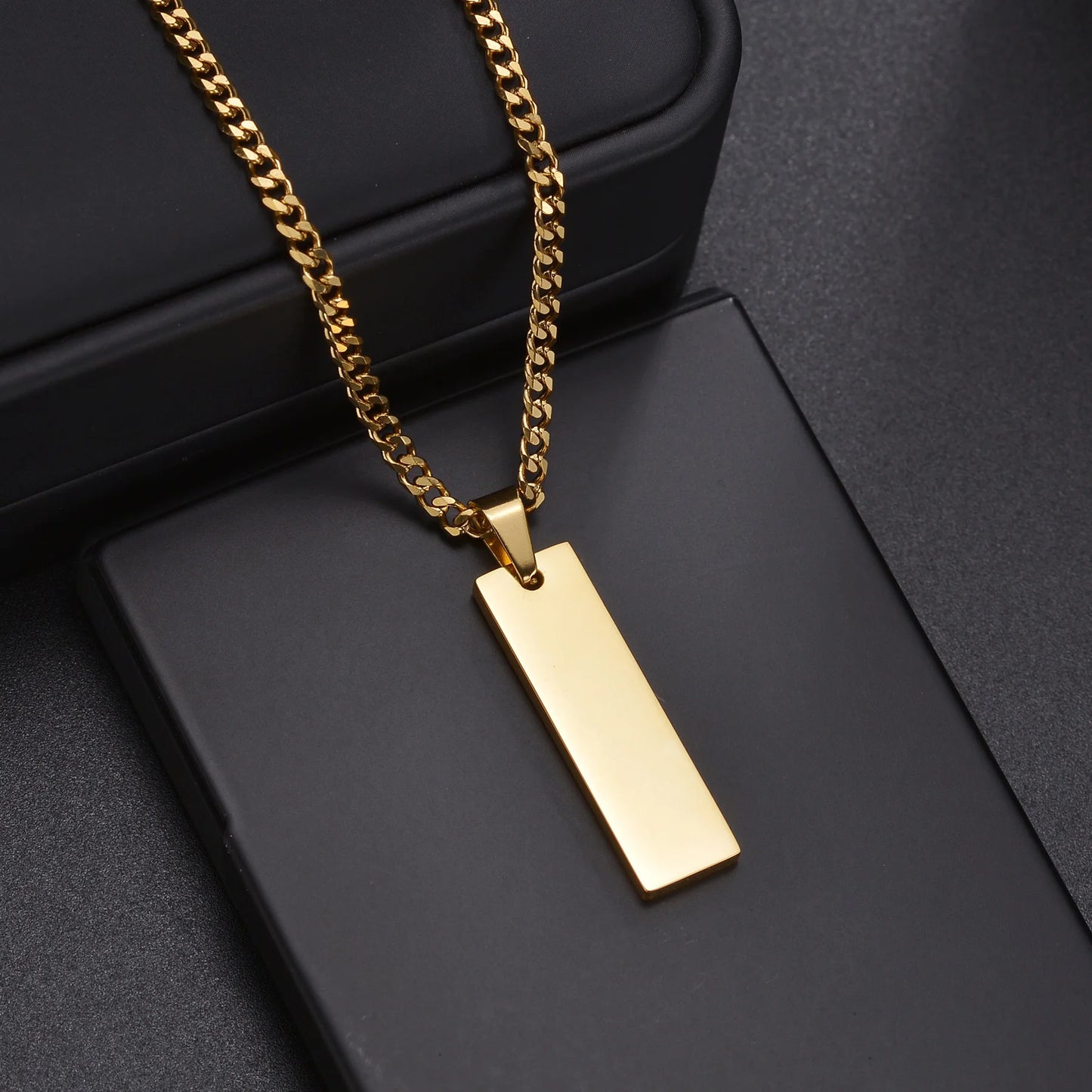 Atoztide Personalized Engrave Name Necklace Stainless Steel for Women Men Rectangle Link Chain Square Pendant Jewelry Gift