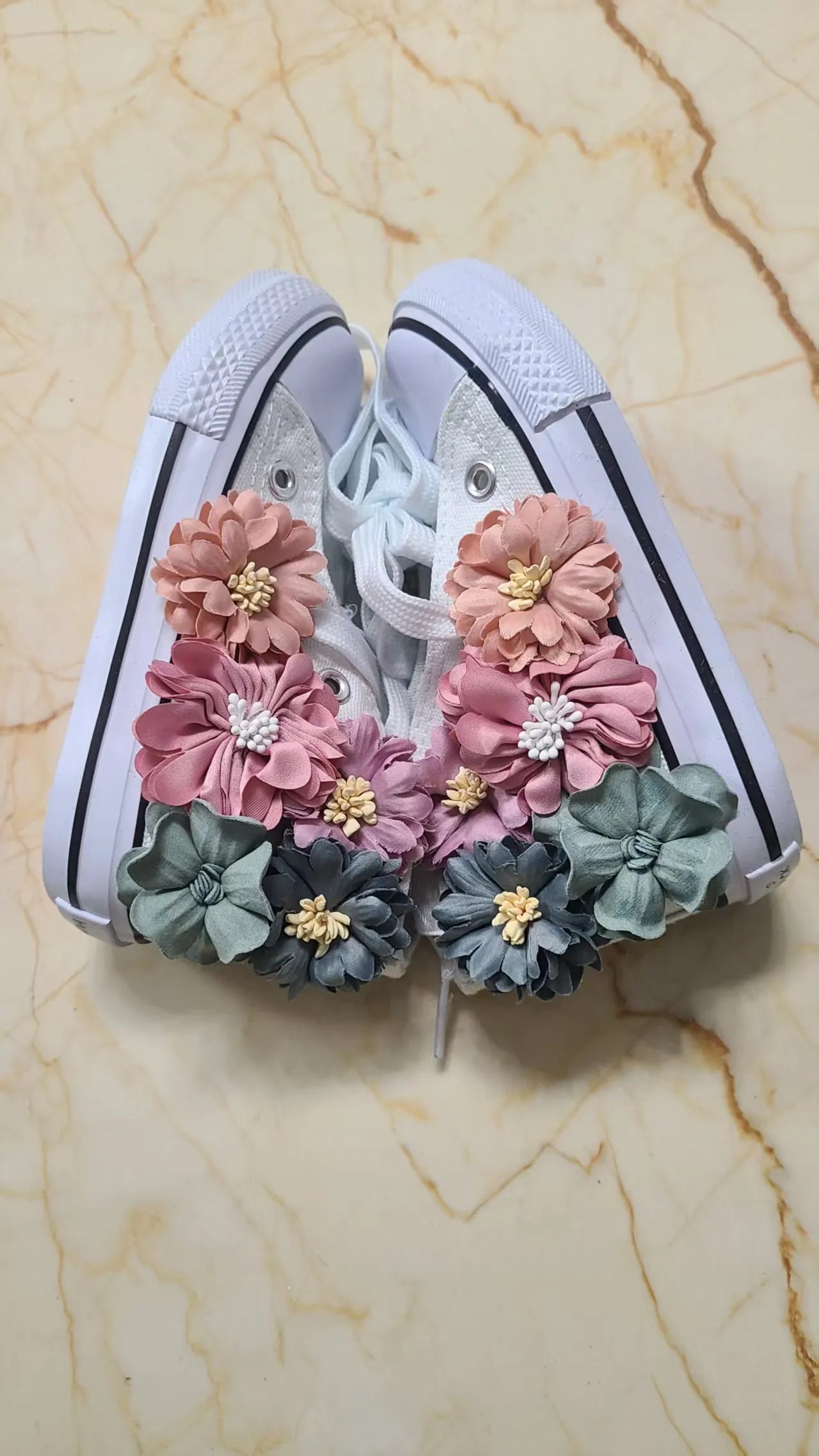 Beading Kids Shoes Autumn Children's Shoes Korean Flower Girls Canvas Shoes Casual Lace High Top Sneakers Sider Zipper