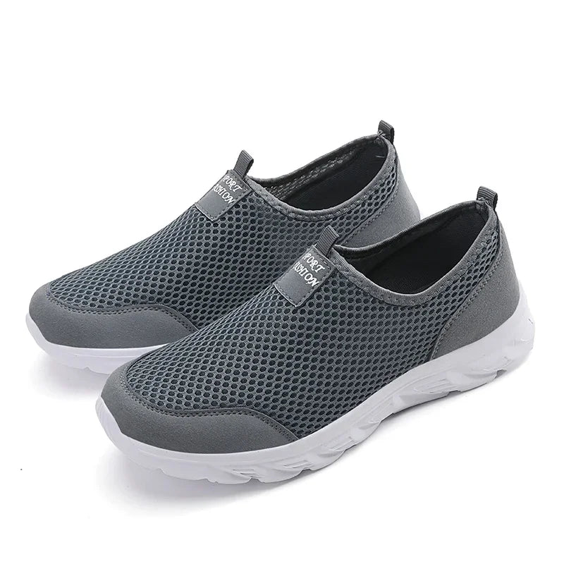 39-47 Lightweight Men's Casual Shoes Outdoor Breathable Male Casual Sneakers Anti-slip Men Walking Shoes Soft Flats Slip on 2024