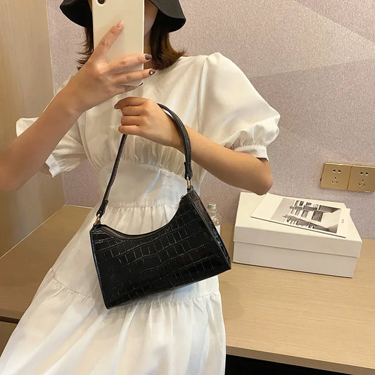 Crocodile Pattern PU Leather Shoulder Bag Female Fashion Underarm Bag Retro Casual Armpit Bag Women Tote Small Clutch Handbags