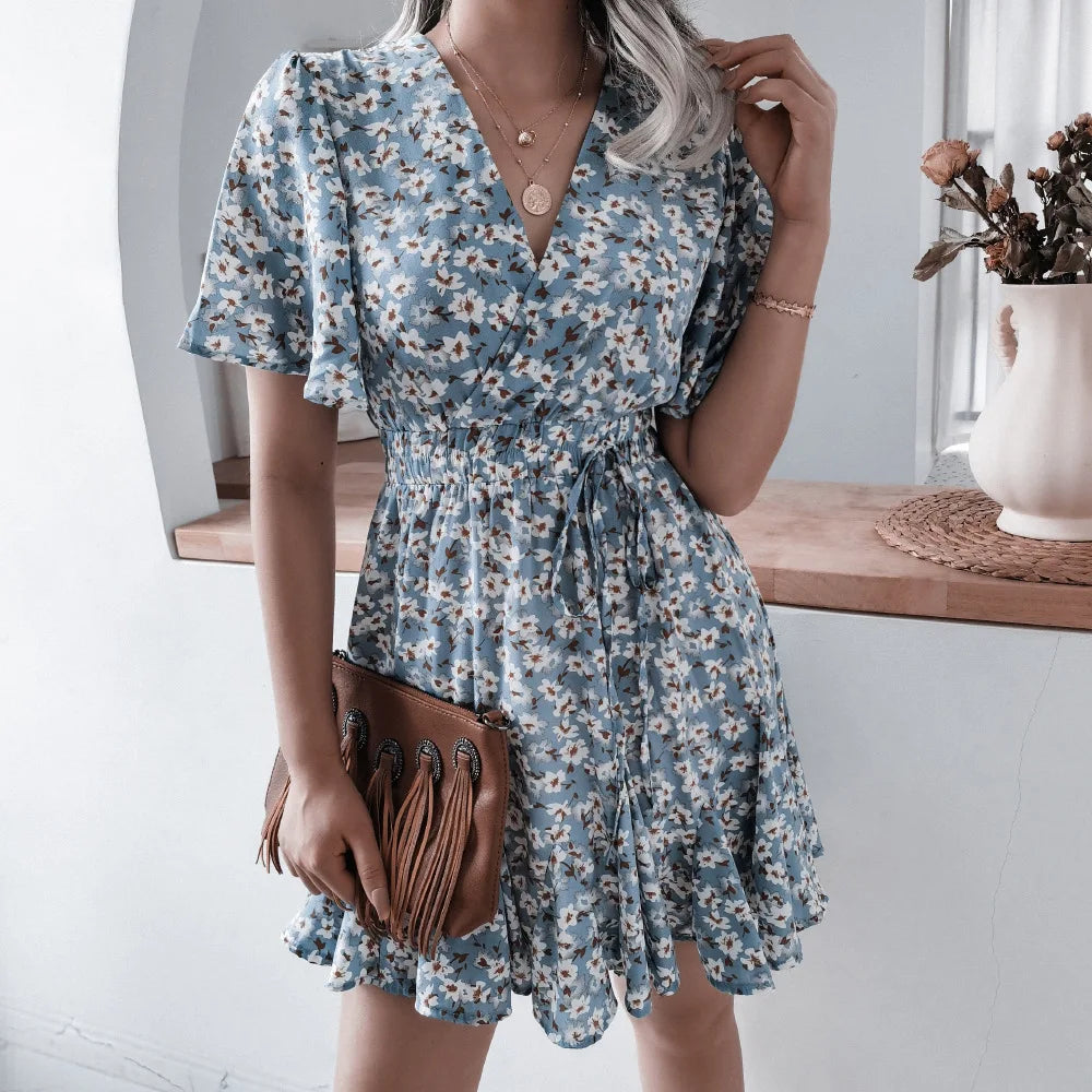 Summer 2024 new style women floral dress bubble sleeve French retro V-neck high-end chic design A-line skirt girls short dress