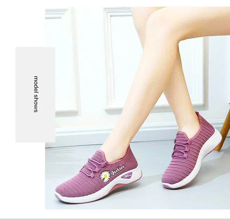 New Daisy Breathable Mesh Shoes Versatile Casual Shoes Lightweight Soft Bottom Anti slip Sports Shoes Walking Shoes