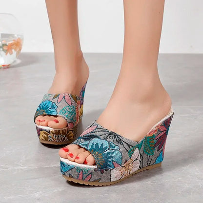 Sandalias de tacón para mujer, zapatos elegantes con plataforma y cuña de diseñador, de lujo, cómodos, a la moda, para verano