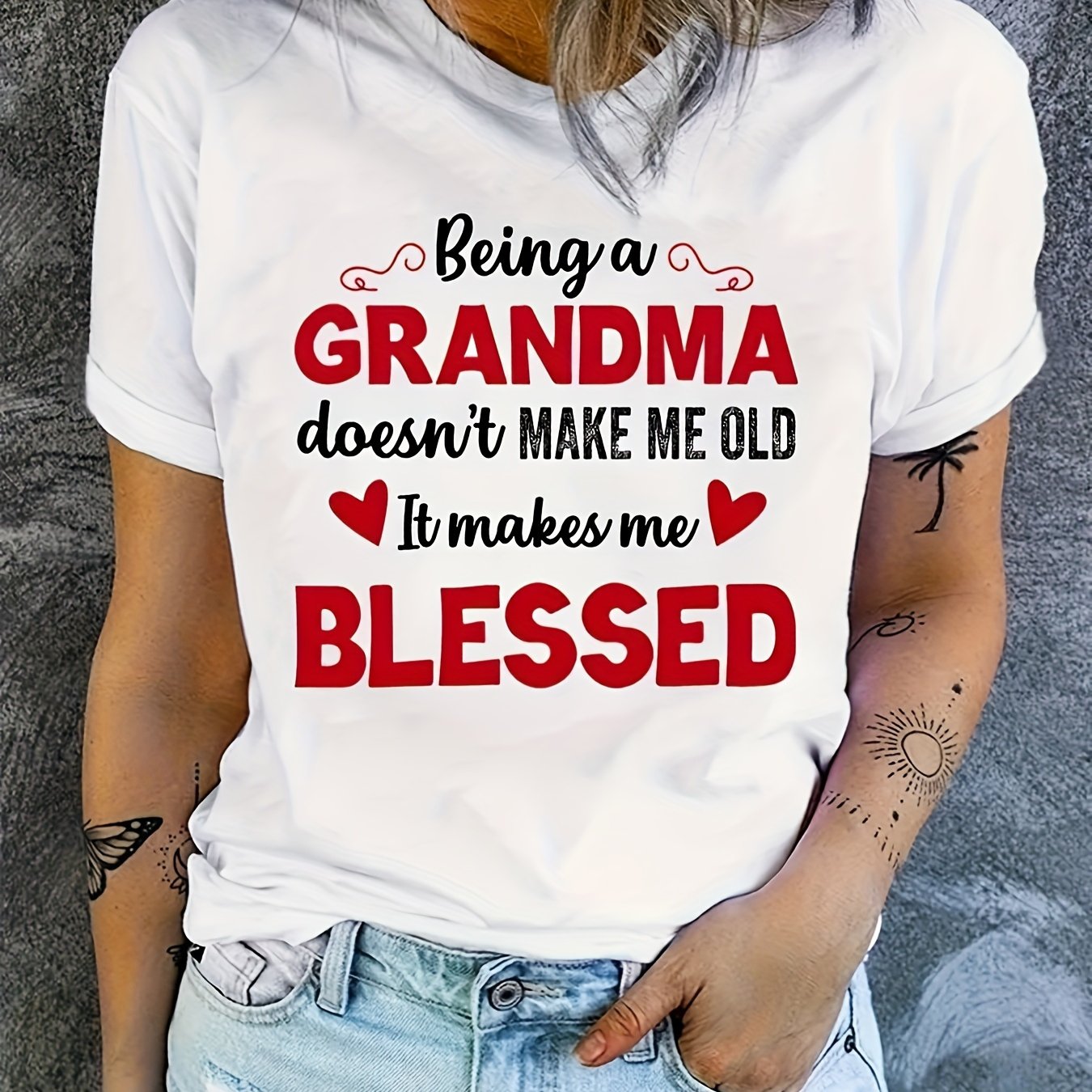 [Comfy Grandma Letter Print Tee] Women's Chic Letter Print Tee Being a Grandma - Comfy, Casual Short Sleeve Crew Neck T-shirt for Everyday Wear & Stylish Layering