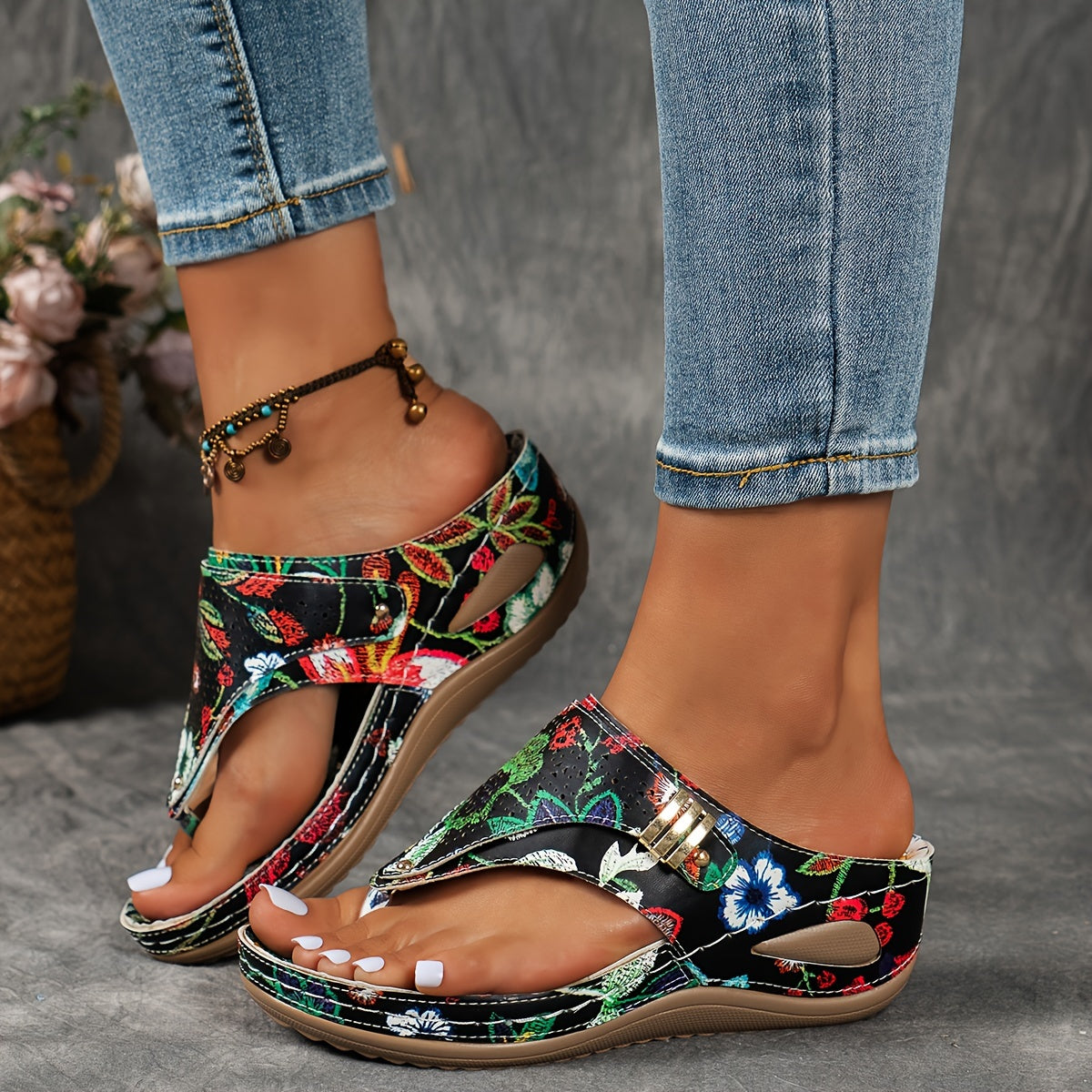 Comfortable Wedge Heeled Sandals - Women's Flower Pattern Clip Toe Platform Shoes, Casual Slip On