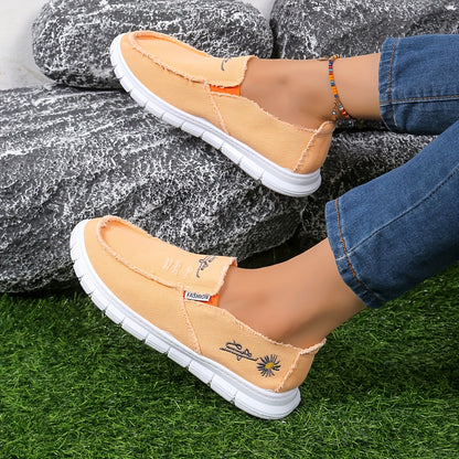 Unisex Casual Floral Embroidered Fabric Slip-on Shoes, Soft Anti-slip Durable, Plain Toe, All-season, Lightweight, Fabric Upper, Rubber Sole, Fabric Inner