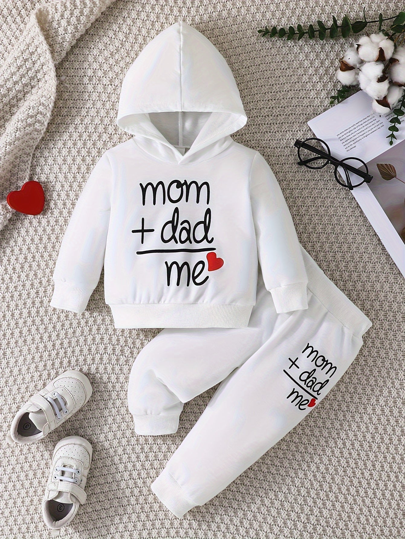 Two-piece Youngsters Boys Fashion Casual Spring and Autumn New Valentine's Day Father's Day Mother's Day Love Love Dad Mom Letter Pattern Long Sleeve Hoodie and Pants Combination Set, Perfect for Outdoor